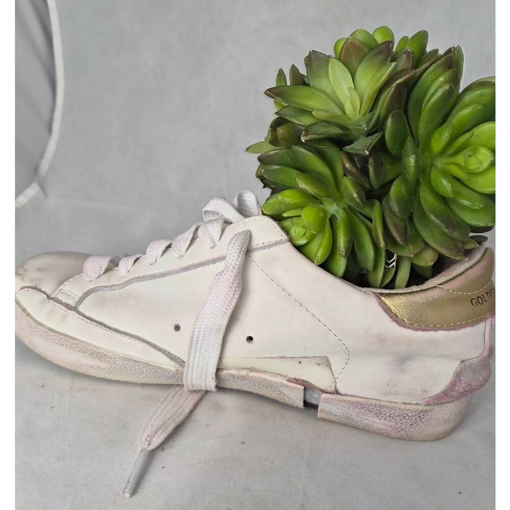 Golden Goose RIGHT SHOE ONLY - Picture 6 of 9